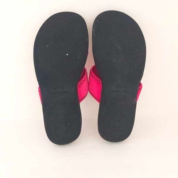 AVON | Women's Sporty Memory Foam Flip Flops Black Pink Grey Size Medium Sz 7-8 - Picture 6 of 7